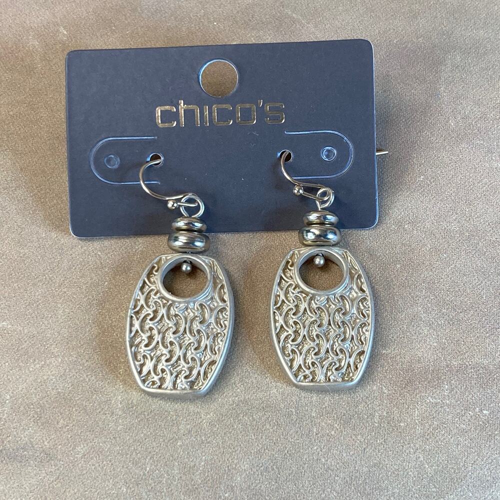 0129 Chico's Hayden Matte Gold Tone Filigree Drop Pierced Earrings NWT